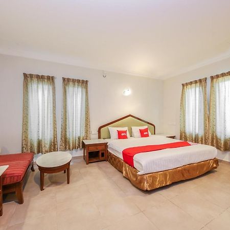 Oyo 89679 Dream Garden Resort Ayer Hangat Bagian luar foto