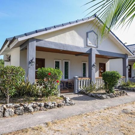 Oyo 89679 Dream Garden Resort Ayer Hangat Bagian luar foto