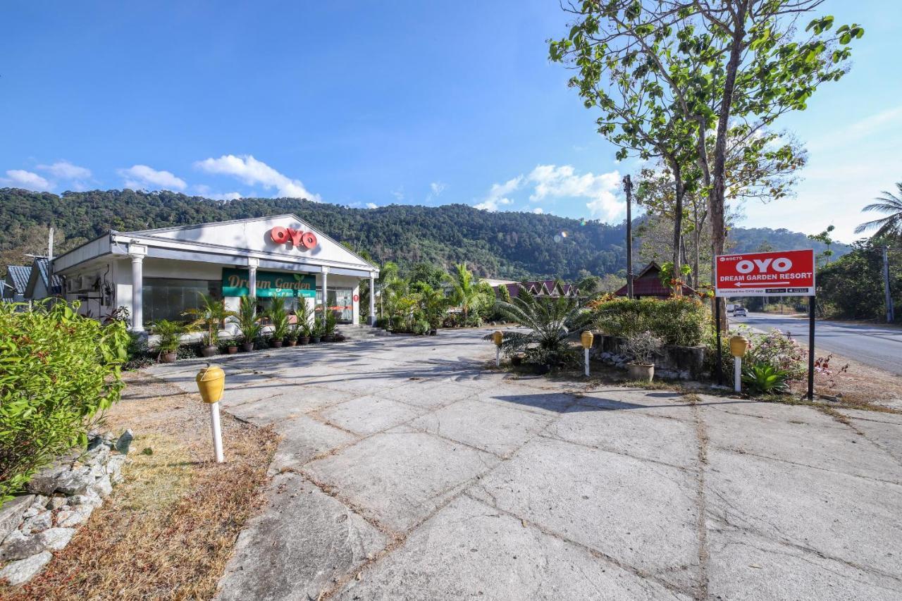 Oyo 89679 Dream Garden Resort Ayer Hangat Bagian luar foto
