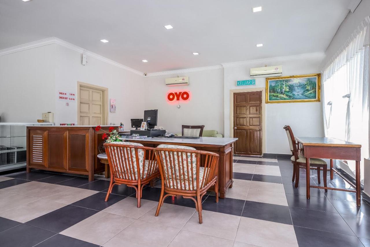 Oyo 89679 Dream Garden Resort Ayer Hangat Bagian luar foto