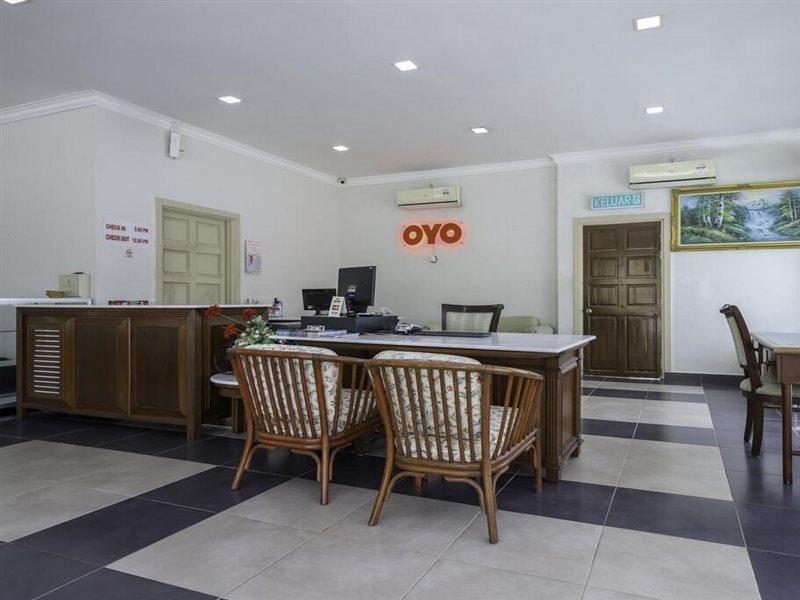 Oyo 89679 Dream Garden Resort Ayer Hangat Bagian luar foto