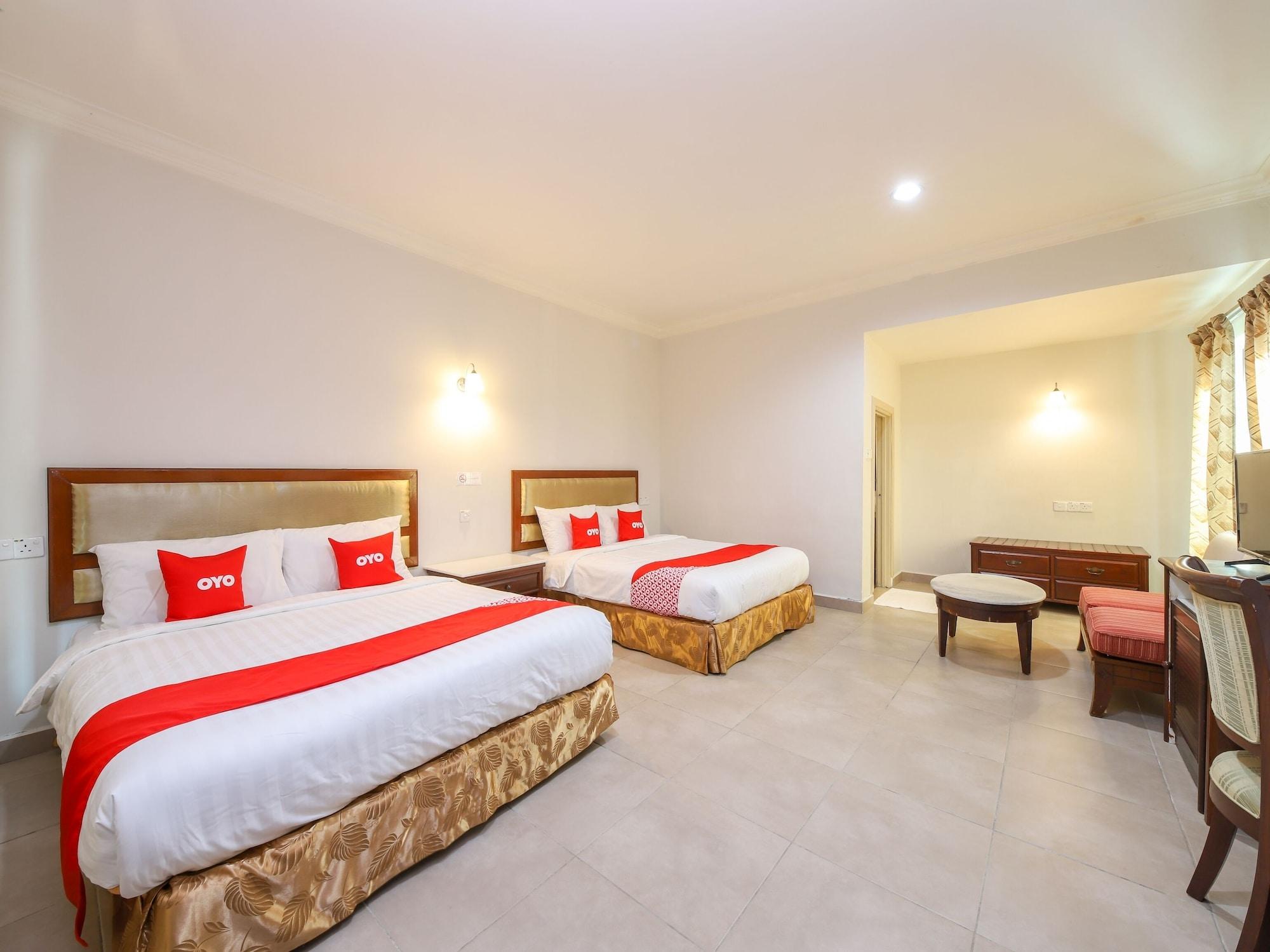 Oyo 89679 Dream Garden Resort Ayer Hangat Bagian luar foto