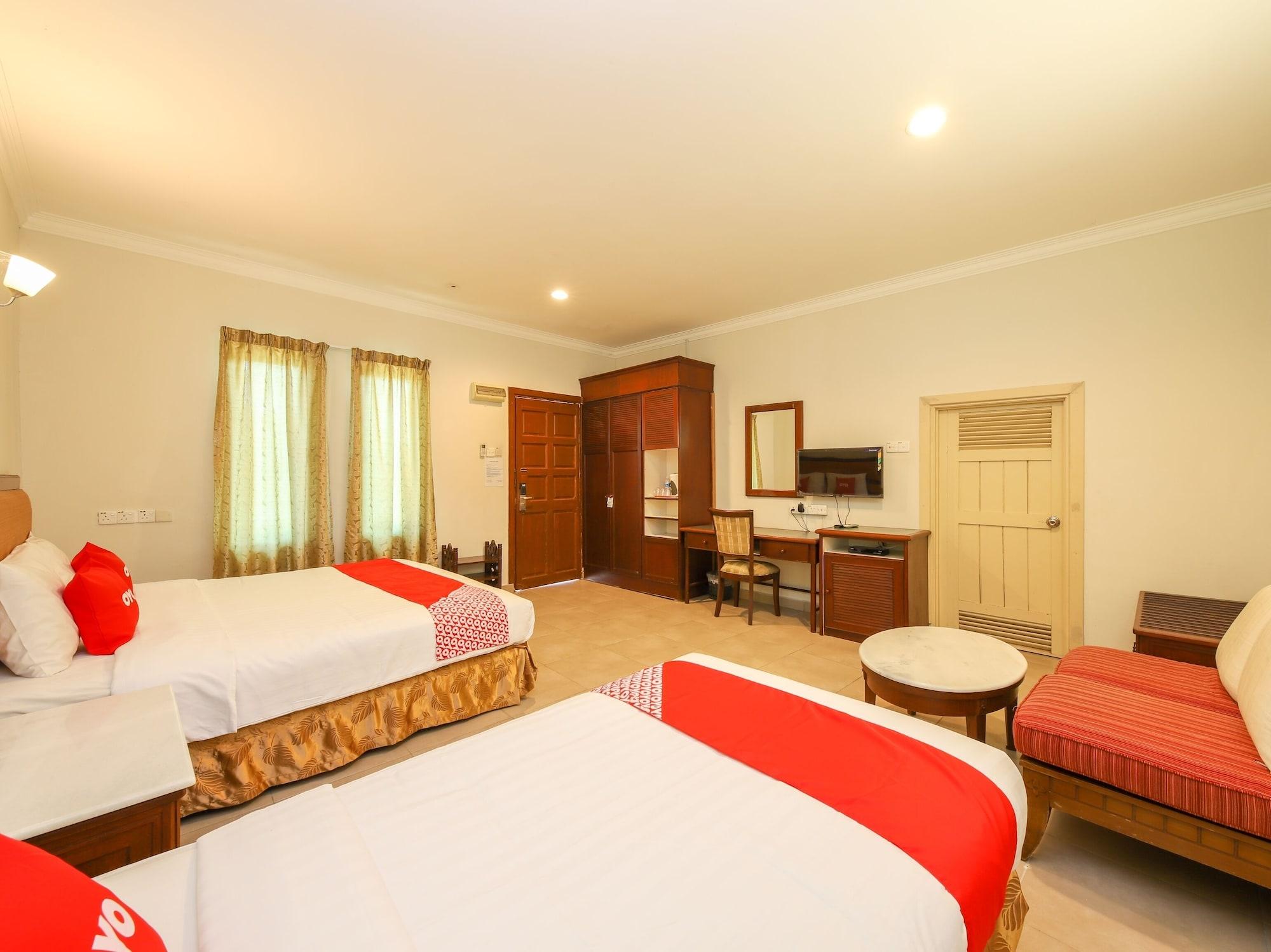 Oyo 89679 Dream Garden Resort Ayer Hangat Bagian luar foto