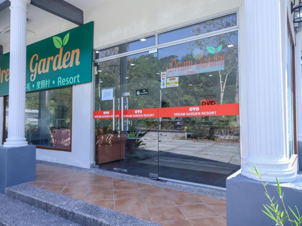Oyo 89679 Dream Garden Resort Ayer Hangat Bagian luar foto