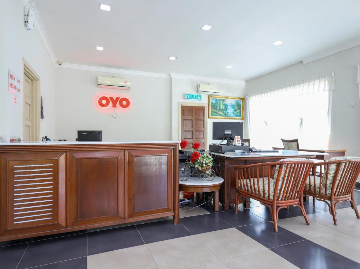 Oyo 89679 Dream Garden Resort Ayer Hangat Bagian luar foto