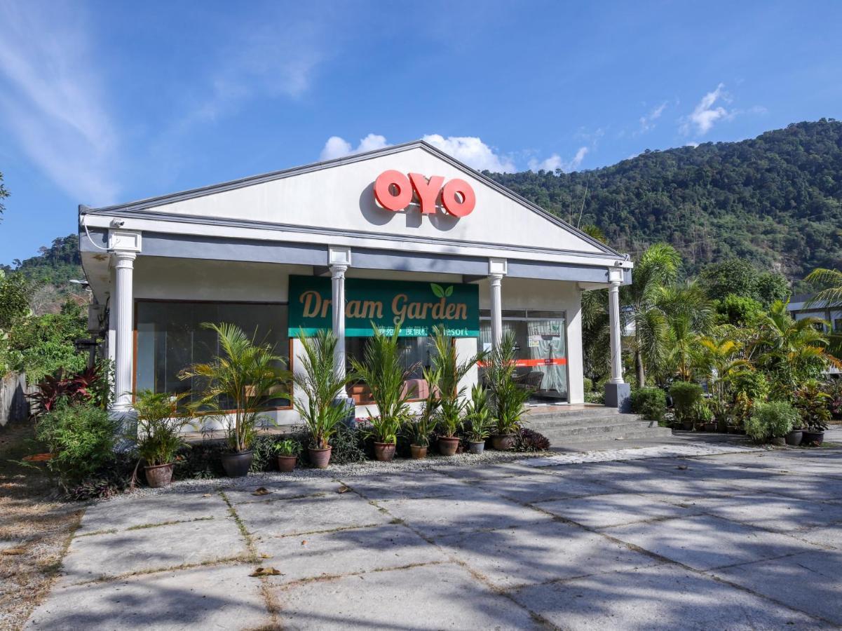 Oyo 89679 Dream Garden Resort Ayer Hangat Bagian luar foto