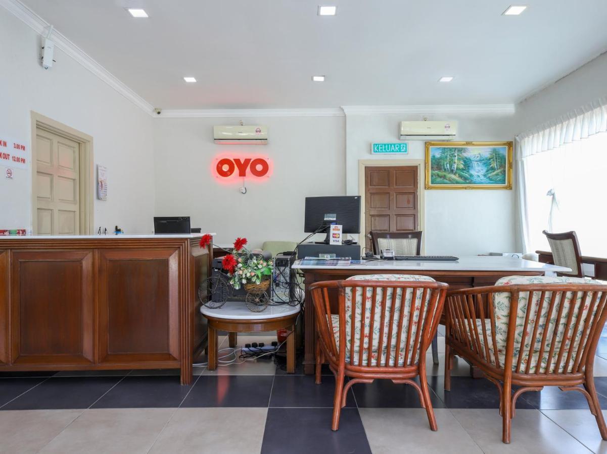 Oyo 89679 Dream Garden Resort Ayer Hangat Bagian luar foto