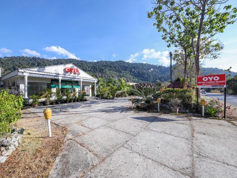 Oyo 89679 Dream Garden Resort Ayer Hangat Bagian luar foto